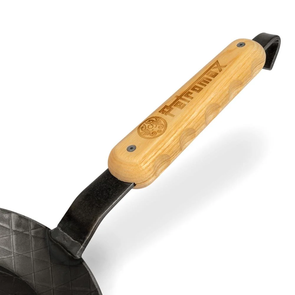 Petromax Wooden handle wrought iron pans Wooden handle wrought iron pans (EU)